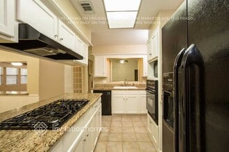 12103 Silver Creek Dr in Houston, TX - Building Photo - Building Photo