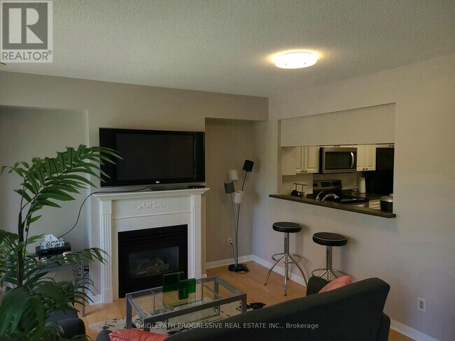 3-113 Everson Dr in Toronto, ON - Building Photo - Building Photo