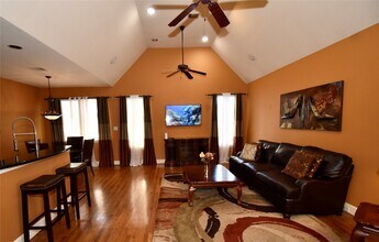 326 Gregg St in Houston, TX - Building Photo - Building Photo