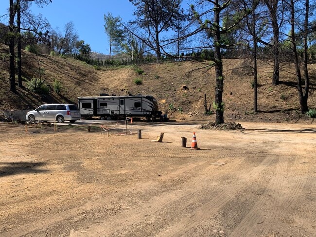 1990 Las Flores Canyon Rd in Malibu, CA - Building Photo - Building Photo