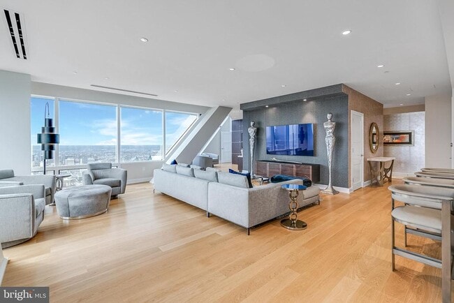 50 S 16th St in Philadelphia, PA - Foto de edificio - Building Photo