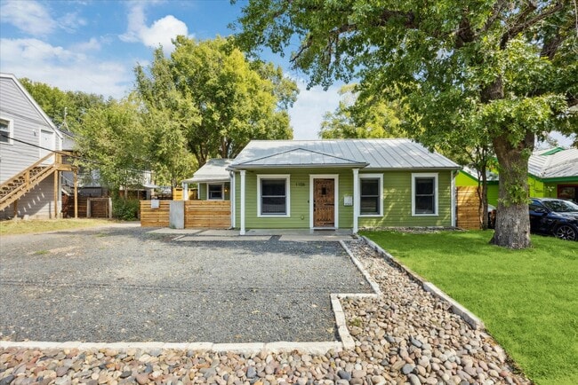 property at 1106 Fairmount Ave