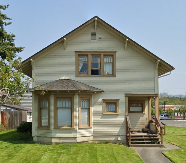 2000 Iron St in Bellingham, WA - Building Photo - Building Photo