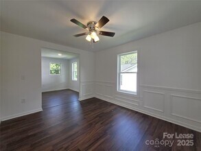 1411 Caldwell St in Gastonia, NC - Building Photo - Building Photo