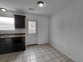 24444 Sounder Ln in Waynesville, MO - Building Photo - Building Photo