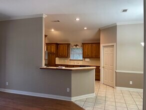 3014 S Manor Ct in Denton, TX - Building Photo - Building Photo