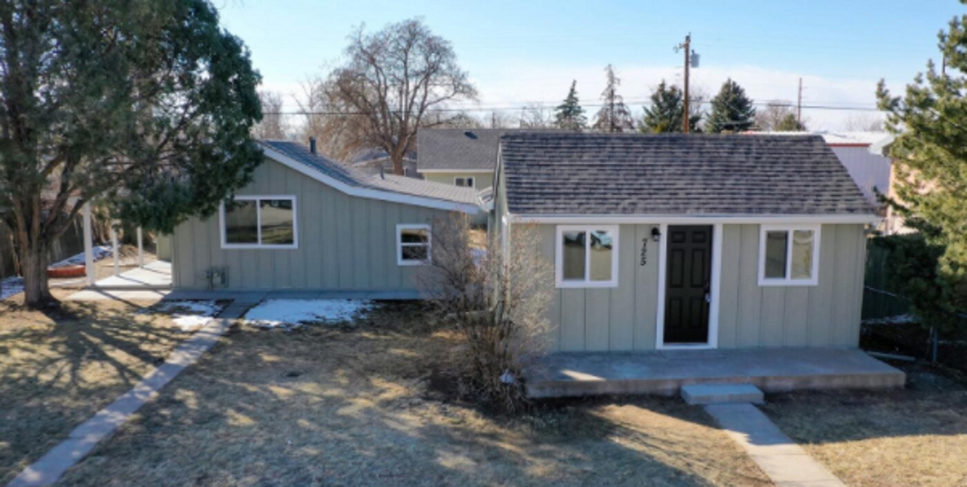725 McKinley Ave in Fort Lupton, CO - Building Photo