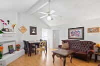 6922 Vialinda Dr photo'