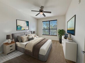 2700 Brazos St in Houston, TX - Foto de edificio - Building Photo