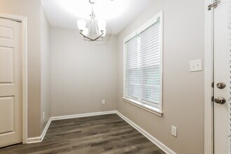 10990 Knotty Pine Pl in Hampton, GA - Building Photo - Building Photo