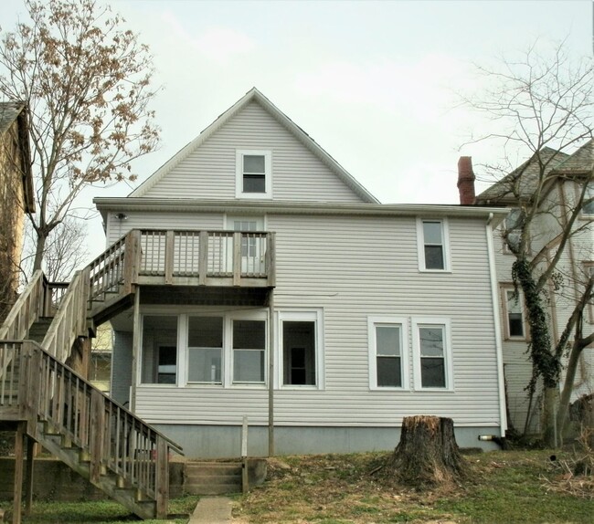 121 Muskingum Dr