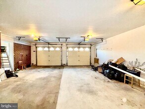 5233 Kerger Rd in Ellicott City, MD - Building Photo - Building Photo