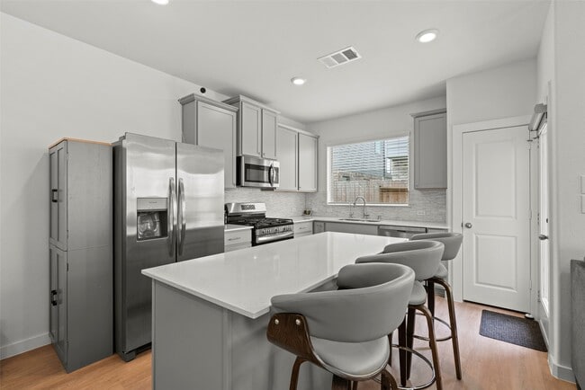 property at 31931 Abington Vlg Wy