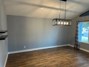 1061 Chianti Ln in Manteca, CA - Building Photo - Building Photo