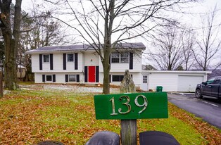 139 Honness Ln, Unit B in Ithaca, NY - Building Photo