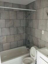 311 Dufferin Av in London, ON - Building Photo - Building Photo