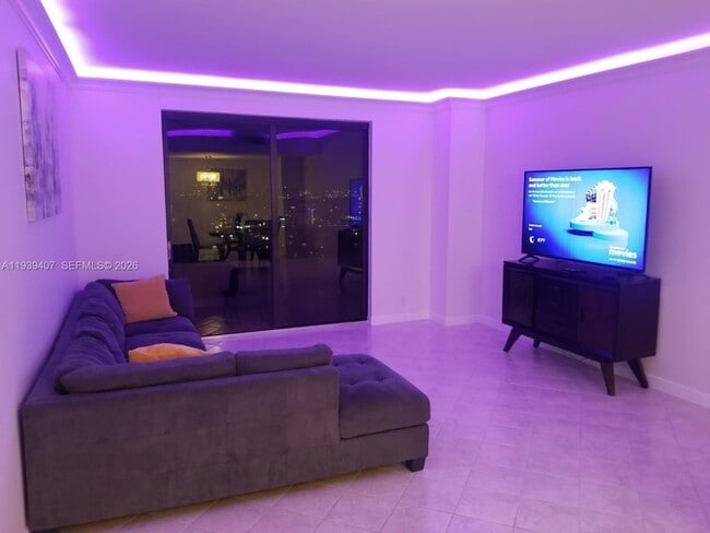 2500 Parkview Dr, Unit 2517 in Hallandale Beach, FL - Building Photo - Building Photo