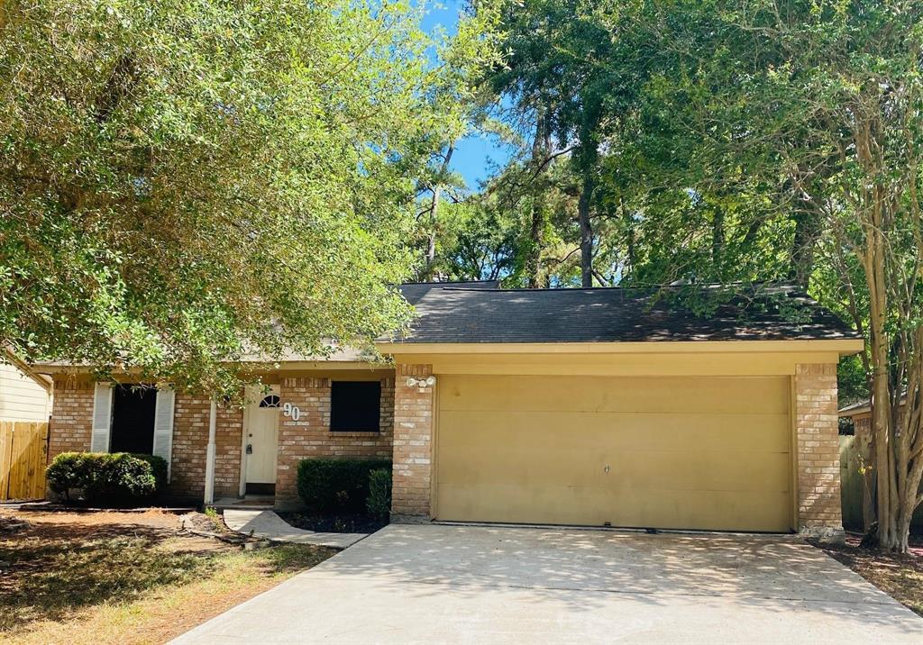 90 S Wavy Oak Cir in The Woodlands, TX - Building Photo