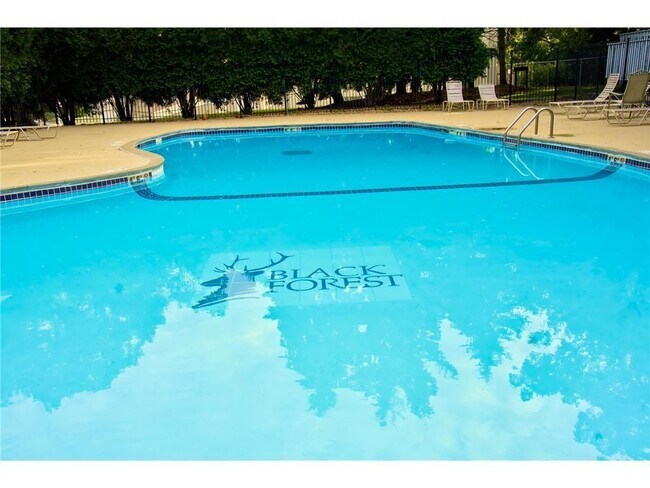 1601 N Innsbruck Dr in Fridley, MN - Building Photo - Building Photo