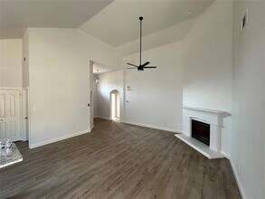 4829 Heber Springs Trail in Fort Worth, TX - Building Photo - Building Photo