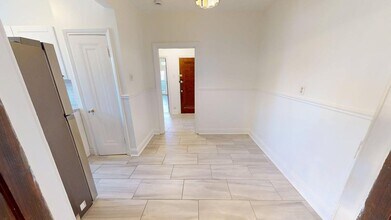 514 S Hanley Rd in Clayton, MO - Building Photo - Building Photo