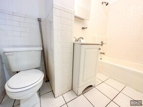 1427 York Ave in New York, NY - Building Photo - Building Photo