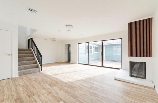 2827 Indian Creek Blvd in Oklahoma City, OK - Building Photo - Building Photo