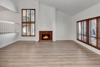 24946 Ravenswood in Lake Forest, CA - Building Photo - Building Photo