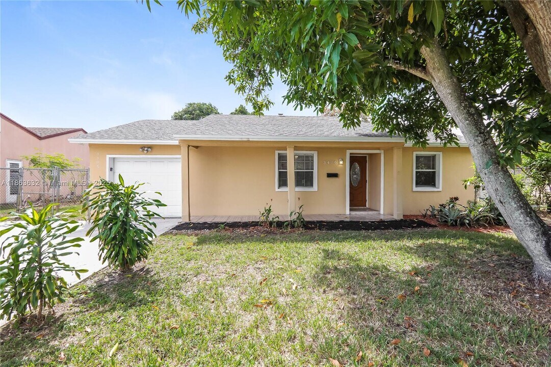 3406 Ave Villandry in Delray Beach, FL - Building Photo