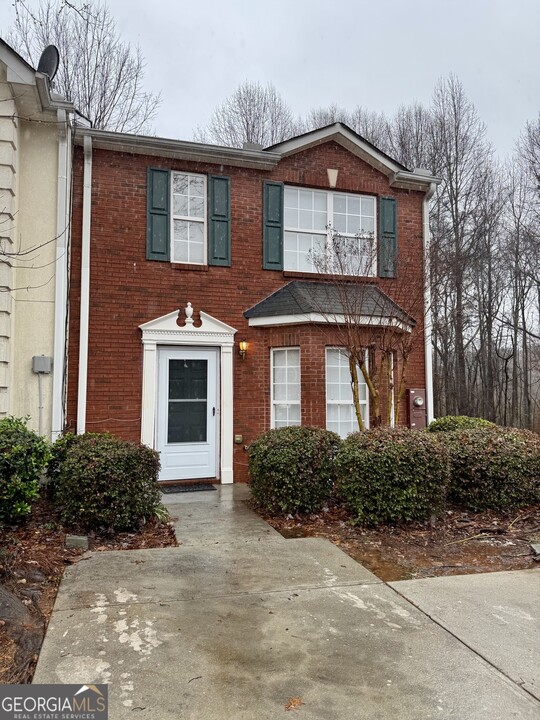 3044 Waldrop Cir in Decatur, GA - Building Photo