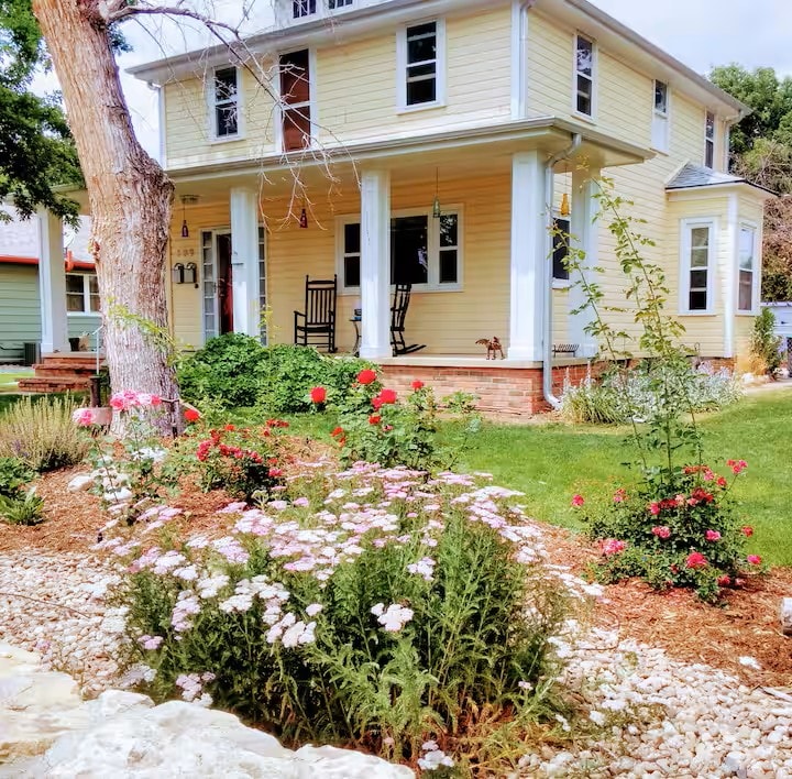 109 W Cleveland St in Lafayette, CO - Building Photo
