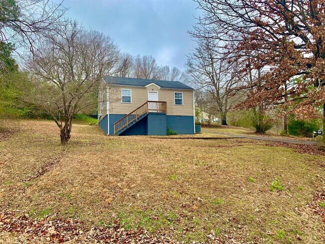 property at 102 Valley View Cir