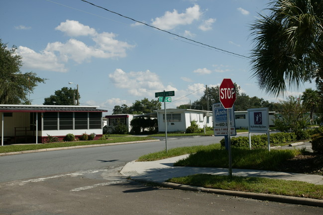 224 Tyler Ave in Lakeland, FL - Foto de edificio - Building Photo