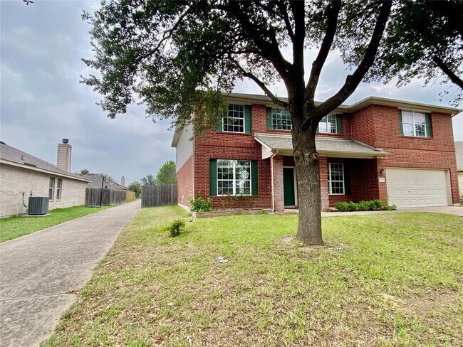 704 Busleigh Castle Way in Pflugerville, TX - Building Photo - Building Photo