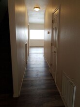 1706-1708 W Peninsula Dr in Moses Lake, WA - Building Photo - Building Photo