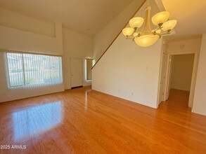 15802 N Hidden Valley Ln in Peoria, AZ - Foto de edificio - Building Photo