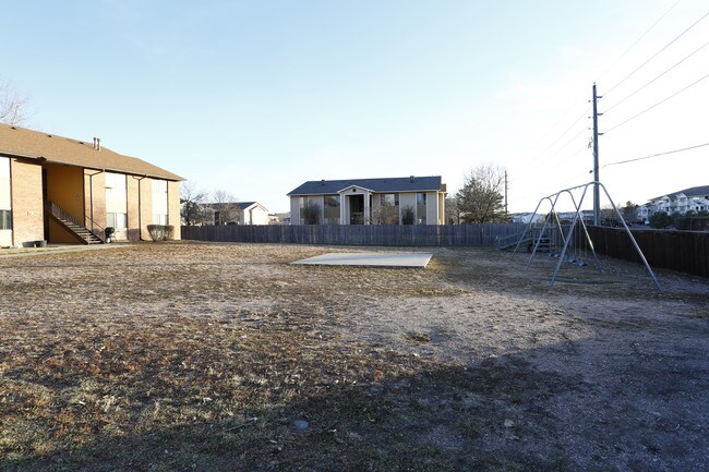 Platte Valley Apartments in Brighton, CO - Building Photo - Building Photo