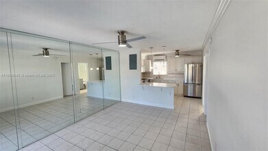 2601 NE 1st St in Pompano Beach, FL - Building Photo - Building Photo