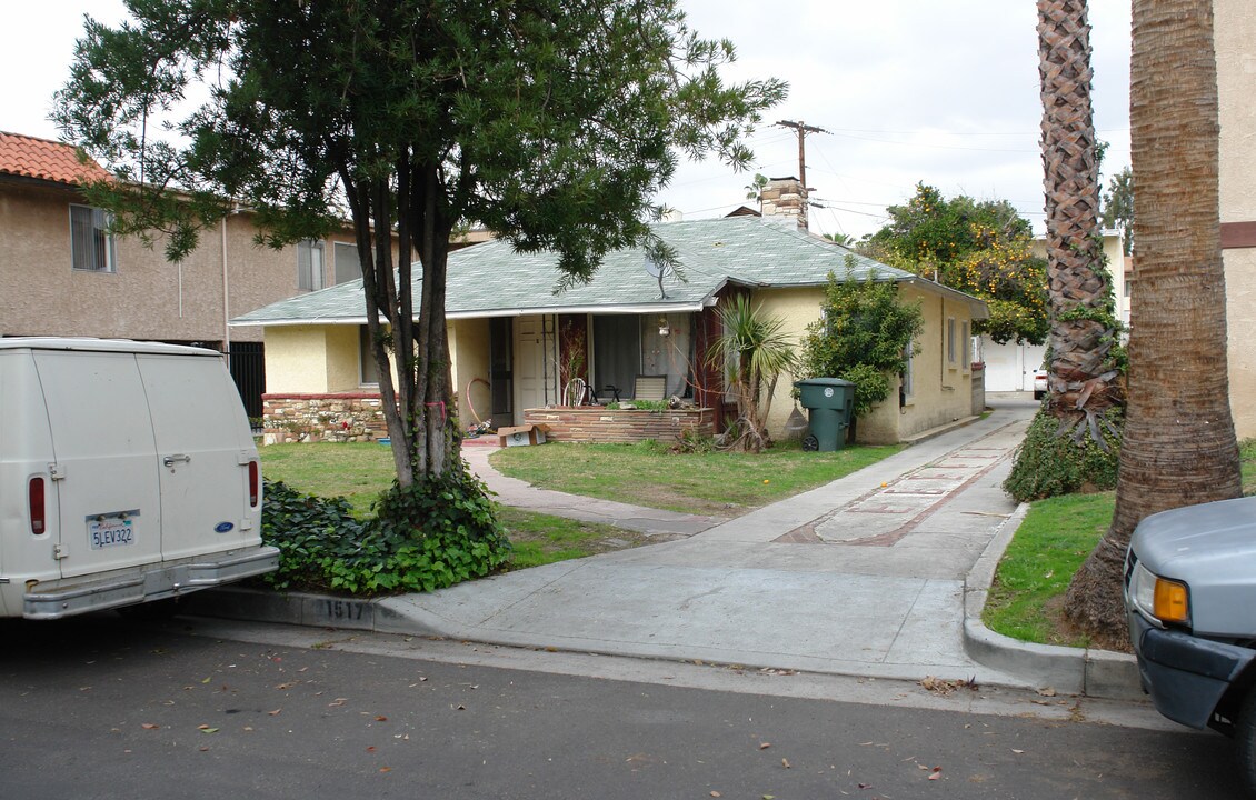 1517 E Maple St in Glendale, CA - Building Photo