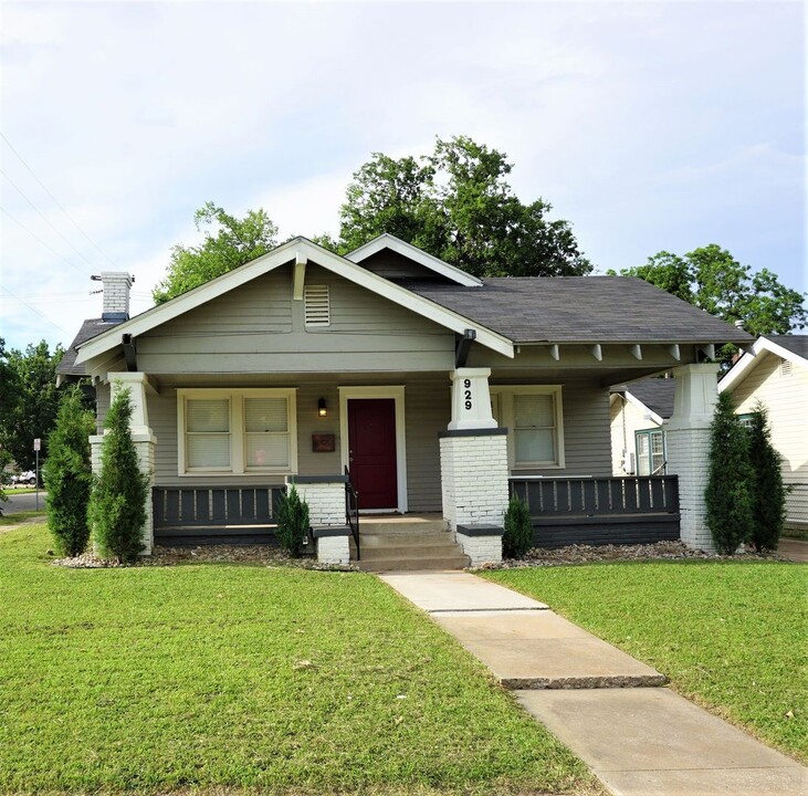 929 NW 24th St in Oklahoma City, OK - Foto de edificio