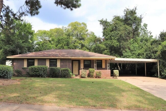 property at 875 Karen Rd