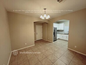 17696 W Langer Ln in Surprise, AZ - Building Photo - Building Photo