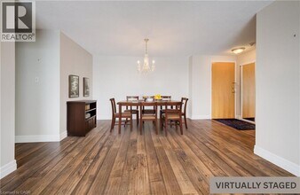 55 Blue Springs Dr in Waterloo, ON - Building Photo - Building Photo