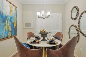 Carroll at Rivery Ranch in Georgetown, TX - Foto de edificio - Interior Photo