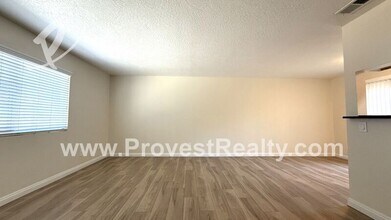 16397 Spruce St in Hesperia, CA - Building Photo - Building Photo