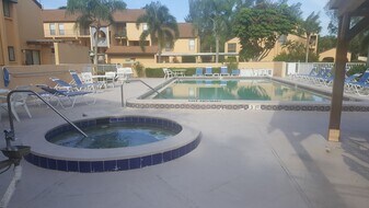 15770 Windward Way Cir, Unit 2205 in Ft. Myers, FL - Building Photo