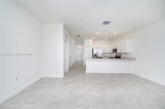 2747 SE 26th Rd in Homestead, FL - Building Photo - Building Photo