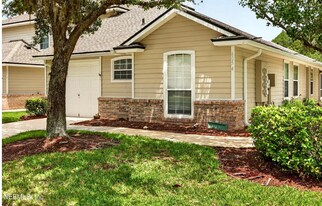 500 S Steel Bridge Rd in Jacksonville, FL - Building Photo