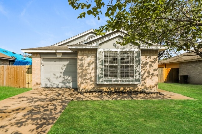 property at 11008 Maidencane Ct