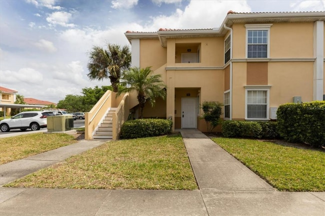 1010 Villagio Cir in Sarasota, FL - Building Photo - Building Photo